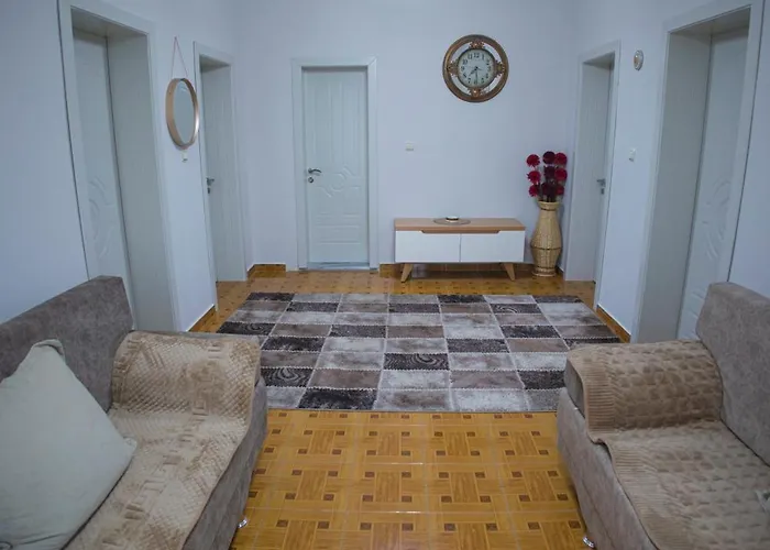 לינה וארוחת בוקר Visi